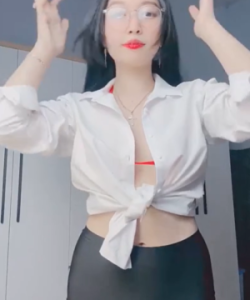 Như Ý 2002 YYLive Livestream 13/03/2024