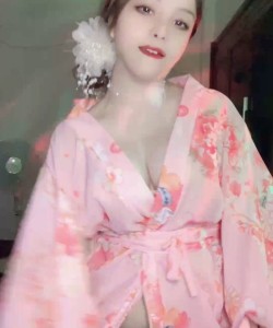 Idol Trà My cosplay gái Nhật khẩu dâm tiếng Việt